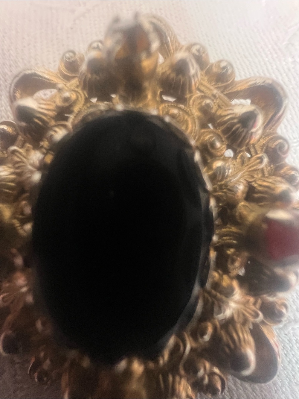 Vintage Brooch/Necklace Rhinestones & Black Center Stone Filigree Gold Tone 2โ ๐ - Picture 4 of 7